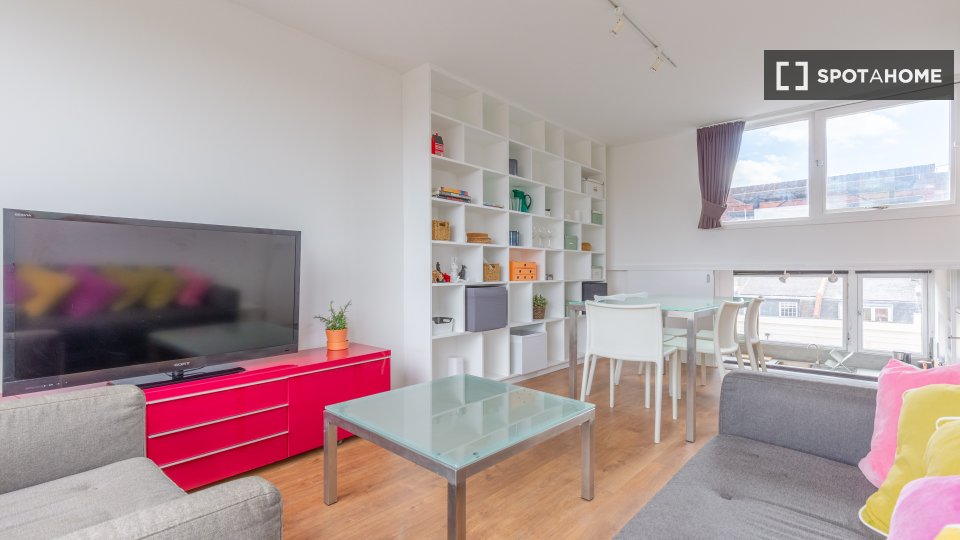 Immagine 11 di Appartamento in affitto  in flat a 