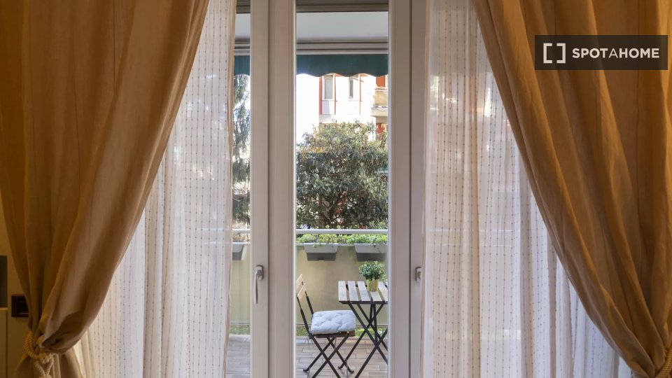 Immagine 10 di Appartamento in affitto  in Via Gattamelata a Milano