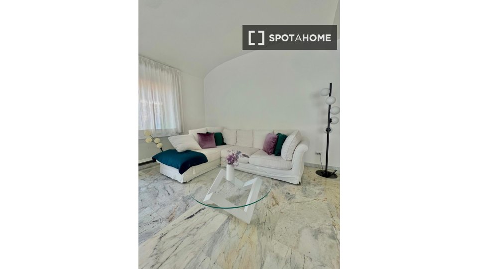 Immagine 16 di Appartamento in affitto  in Via Barnaba Tortolini a Roma