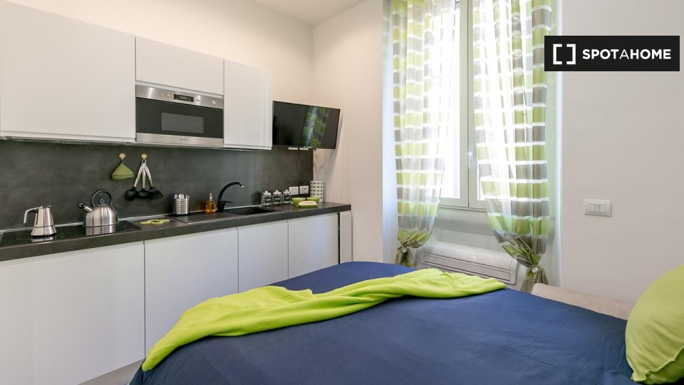 Immagine 11 di Ufficio in affitto  in Via Vespri Siciliani a Milano