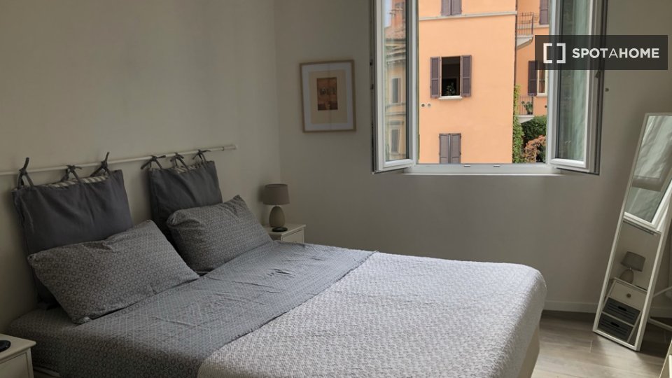 Immagine 6 di Appartamento in affitto  in P.za Aldrovandi a Bologna