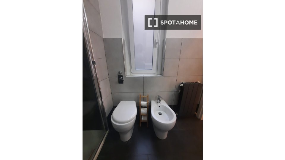 Immagine 8 di Appartamento in affitto  in Via Negroli a Milano