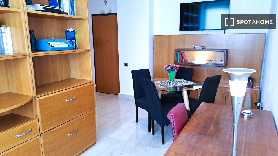 Immagine 1 di Appartamento in affitto  in Via Casilina a Roma