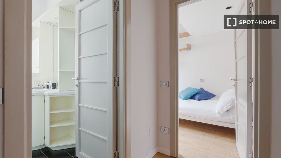 Immagine 1 di Appartamento in affitto  in Via Giacomo Mellerio a Milano