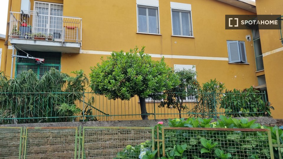 Immagine 4 di Appartamento in affitto  in Via Montesilvano a Roma