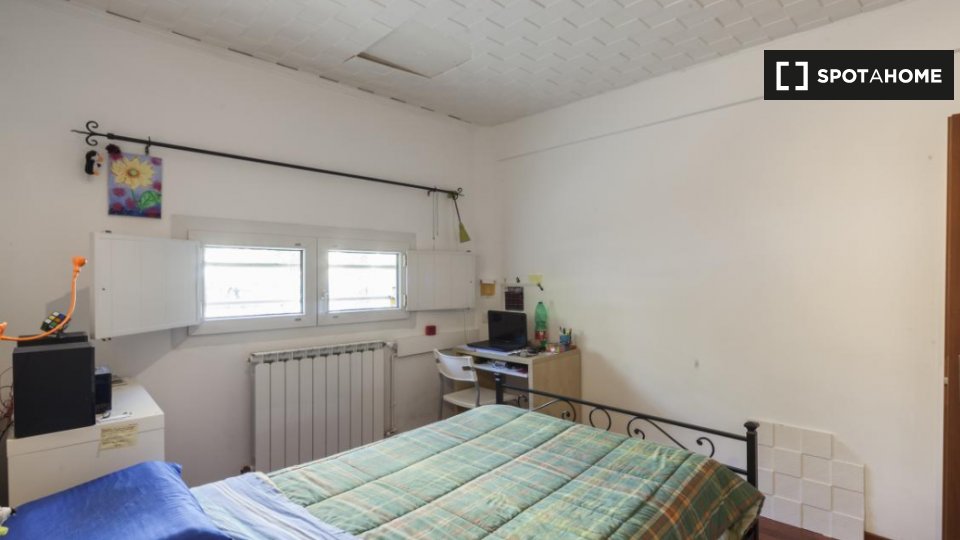 Immagine 15 di Camera condivisa in affitto  in Via Bambaglioli Graziolo a Bologna