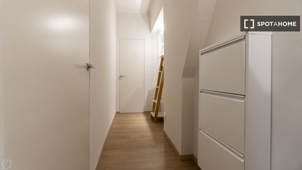 Immagine 7 di Appartamento in affitto  in Via San Vitale a Bologna