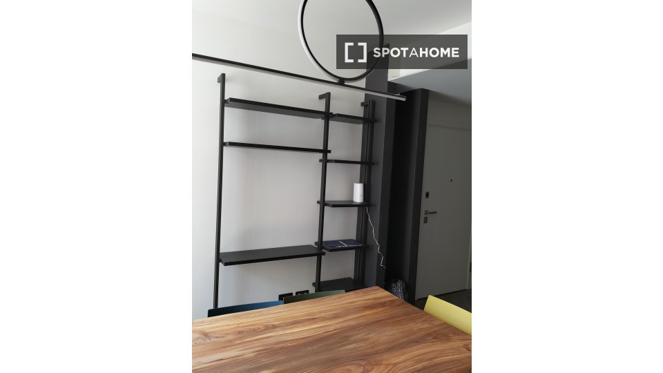 Immagine 18 di Camera condivisa in affitto  in Via S. Luca a Genova