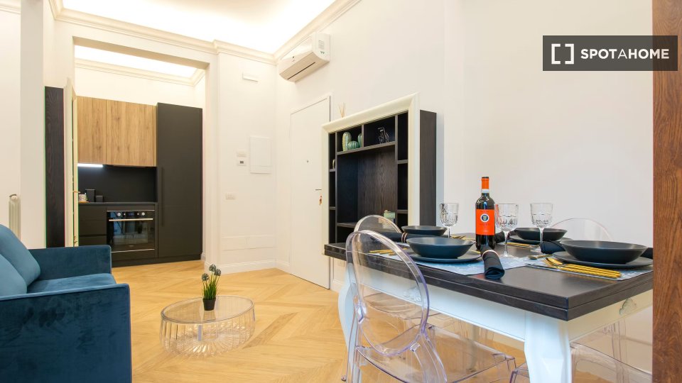 Immagine 15 di Appartamento in affitto  in Via Camillo Cavour a Firenze