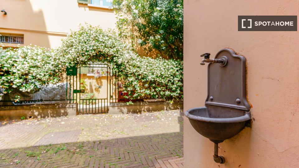 Immagine 7 di Ufficio in affitto  in Via Mirasole a Bologna