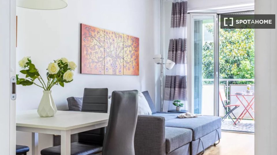 Immagine 14 di Appartamento in affitto  in Via Alcuino a Milano