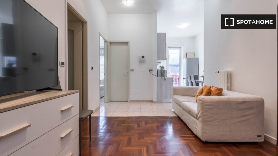 Immagine 5 di Camera condivisa in affitto  in Via Guido Guarini Matteucci a Milano