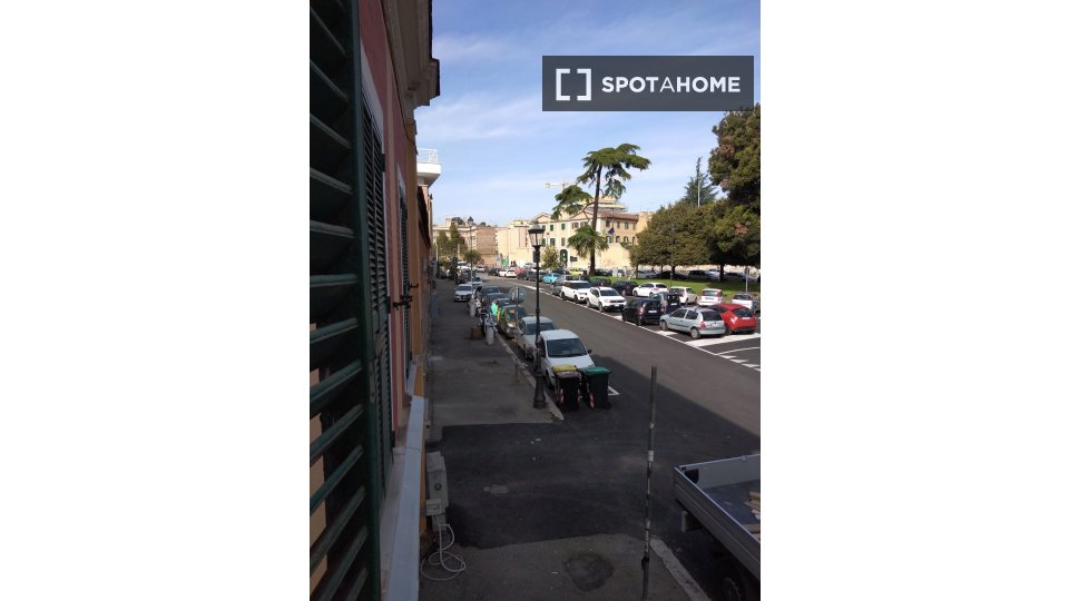 Immagine 4 di Ufficio in affitto  in Piazzale del Verano a Roma