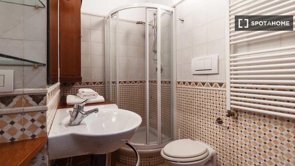 Immagine 17 di Appartamento in affitto  in Via Anfiteatro a Milano