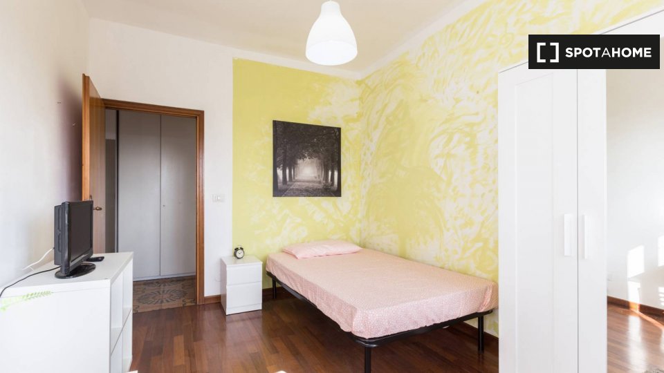 Immagine 11 di Camera condivisa in affitto  in Via Massimo Gorki a Bologna