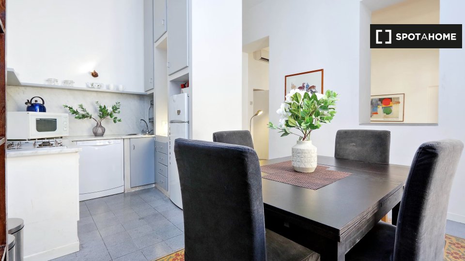 Immagine 17 di Appartamento in affitto  in Borgo Vittorio a Roma