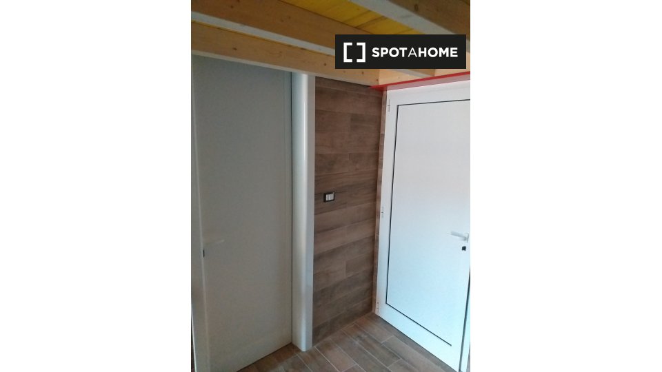 Immagine 7 di Ufficio in affitto  in Via Zamboni a Bologna