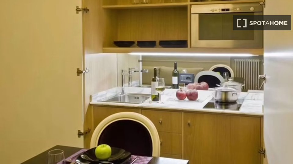 Immagine 3 di Camera condivisa in affitto  in Via dei Brunelleschi a Firenze