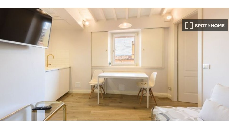 Immagine 5 di Appartamento in affitto  in Via del Crocifisso a Firenze