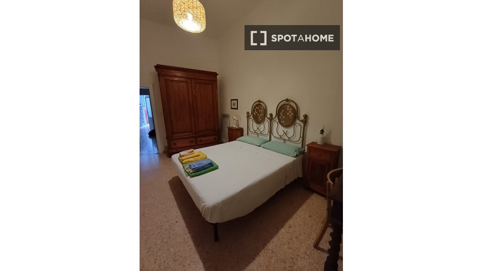 Immagine 4 di Camera condivisa in affitto  in Via Cartolari a Perugia