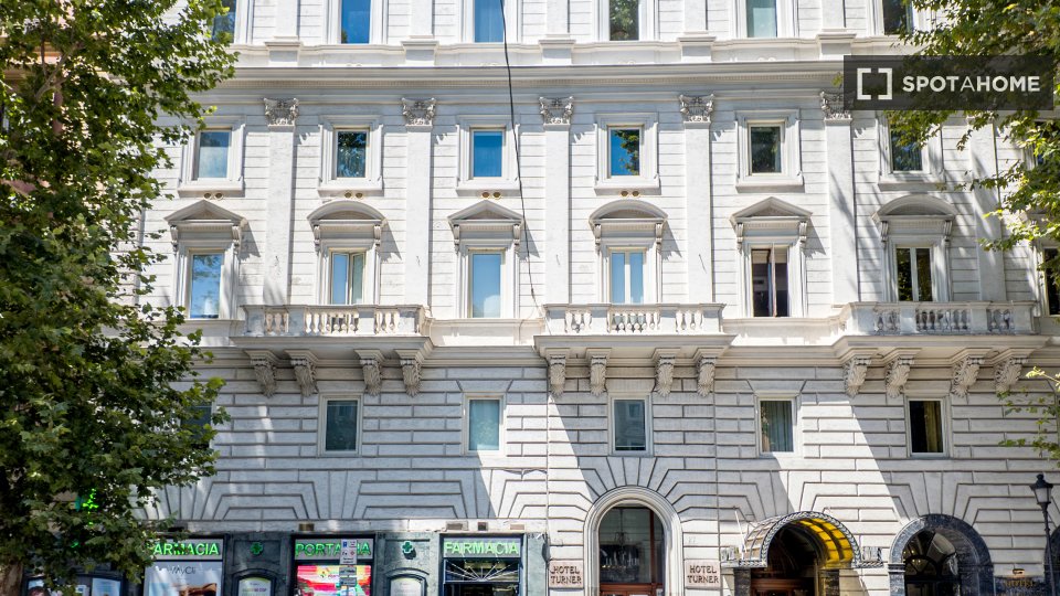 Immagine 15 di Appartamento in affitto  in Via Nomentana a Roma