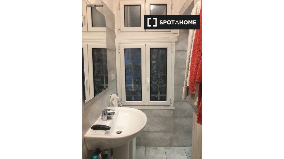 Immagine 4 di Camera condivisa in affitto  in Piazza Vittorio Veneto a Torino