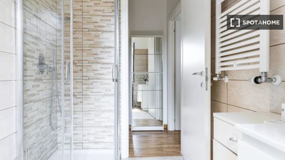 Immagine 7 di Appartamento in affitto  in Via Alcuino a Milano