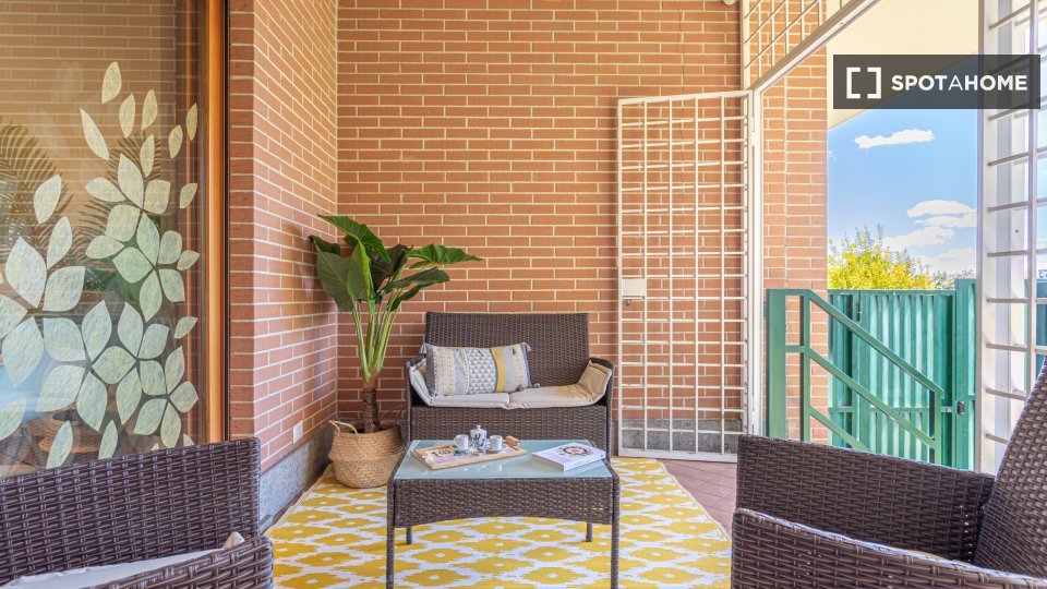 Immagine 3 di Appartamento in affitto  in Via Pietro de Francisci a Roma