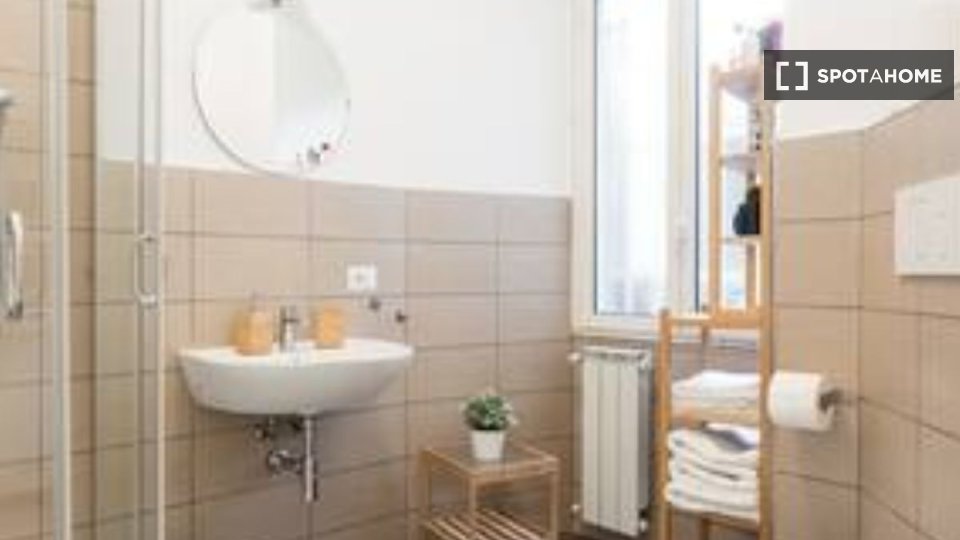 Immagine 6 di Appartamento in affitto  in Via Pinerolo a Roma