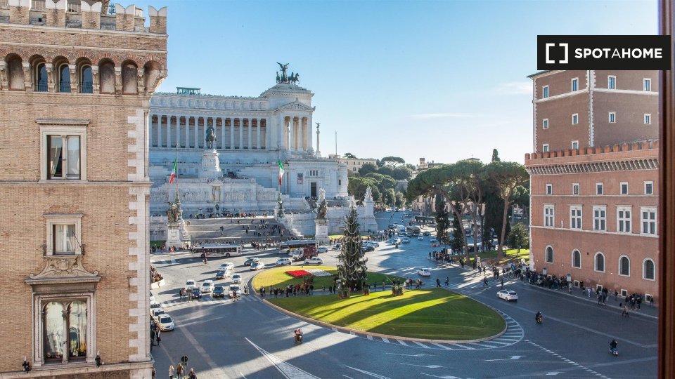 Immagine 9 di Appartamento in affitto  in Via Cesare Battisti a Roma
