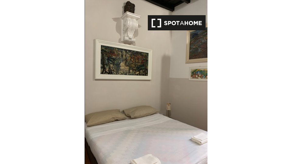 Immagine 13 di Appartamento in affitto  in Via dell'Archetto a Roma