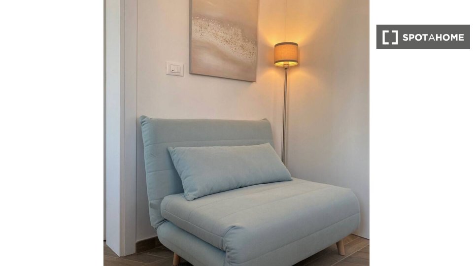 Immagine 8 di Appartamento in affitto  in Via Giuseppe Massarenti a Bologna