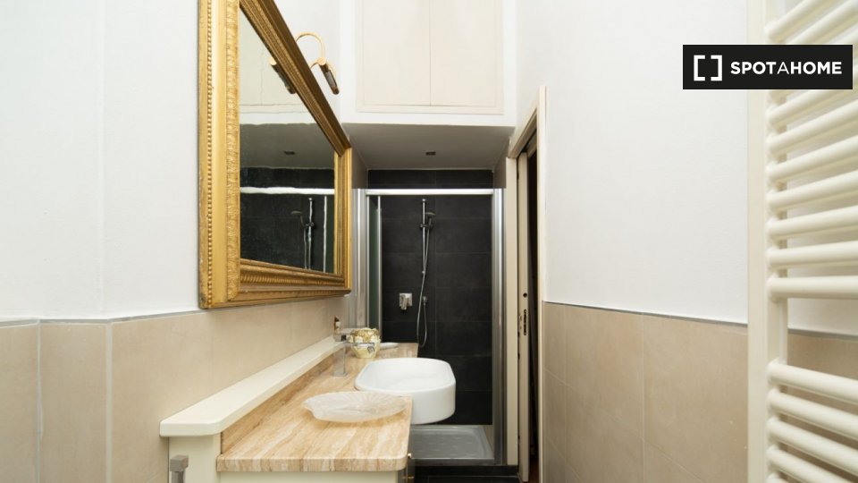 Immagine 8 di Appartamento in affitto  in Via de' Bardi a Firenze