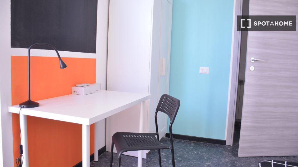 Immagine 9 di Camera condivisa in affitto  in Via dei Passeri a Cagliari