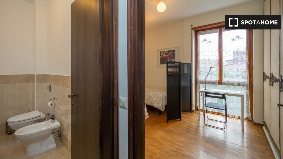 Immagine 12 di Appartamento in affitto  in Via Giuseppe Candiani a Milano