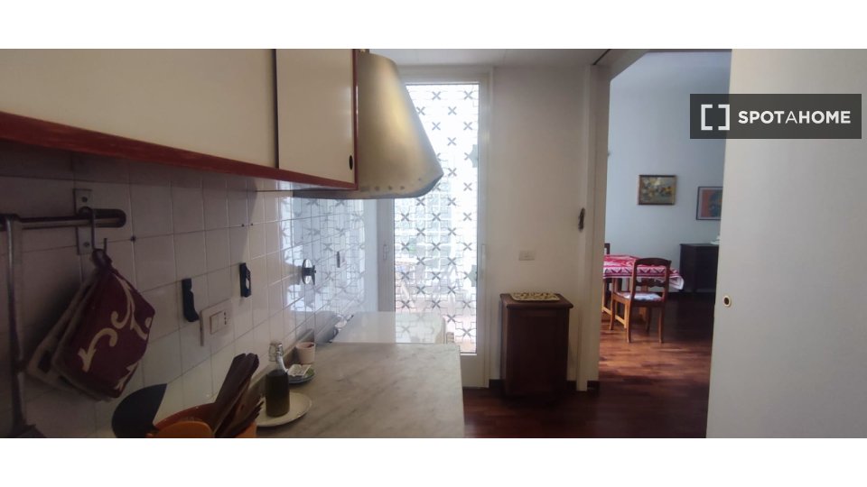 Immagine 19 di Ufficio in affitto  in Via S. Pio V a Roma