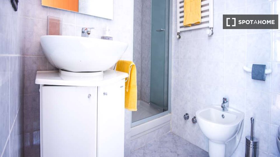 Immagine 13 di Camera condivisa in affitto  in Viale Vincenzo Lancetti Milan a Milano