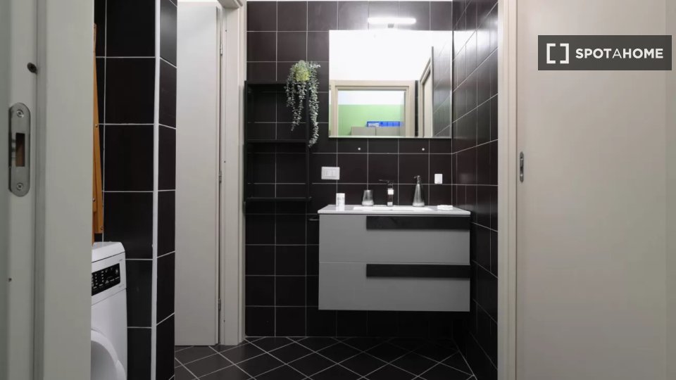 Immagine 11 di Appartamento in affitto  in Via Antonio Carnevali a Milano