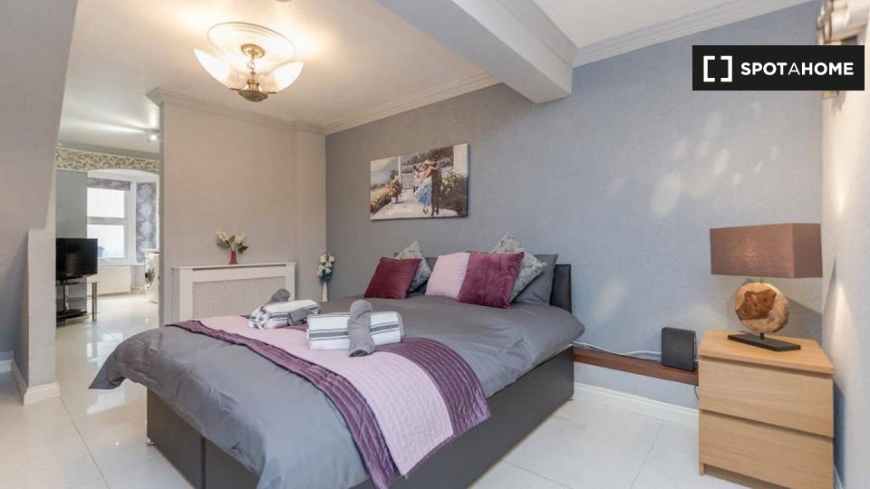 Immagine 15 di Ufficio in affitto  in Watford General Suites GFF Apartment a Watford