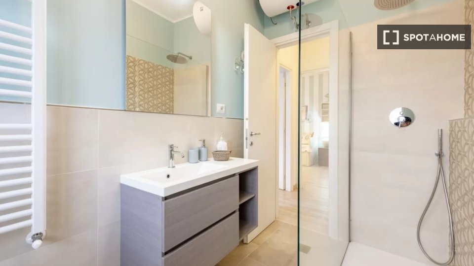 Immagine 15 di Appartamento in affitto  in Via Luigi Galvani a Rapallo