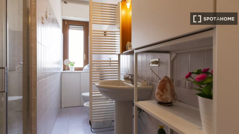 Immagine 17 di Appartamento in affitto  in Via Francesco Gonin a Milano