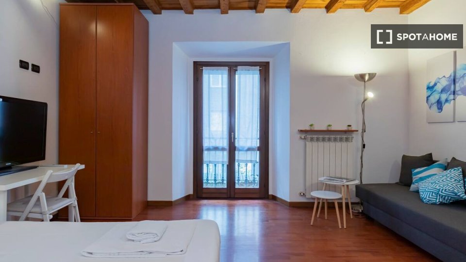 Immagine 11 di Appartamento in affitto  in Via Ascanio Sforza a Milano