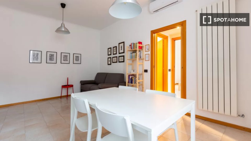 Immagine 3 di Appartamento in affitto  in Via Vigevano a Milano