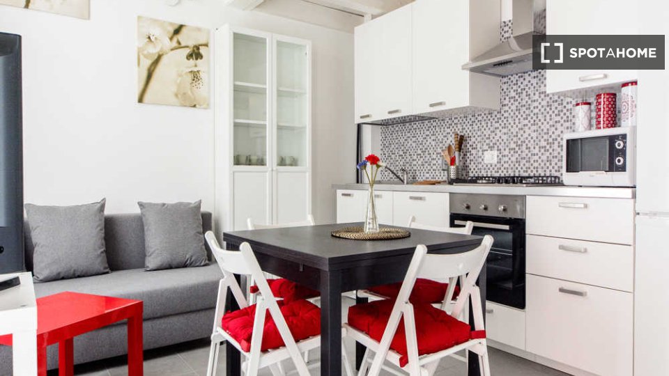 Immagine 5 di Camera condivisa in affitto  in Via Oreste Regnoli a Bologna