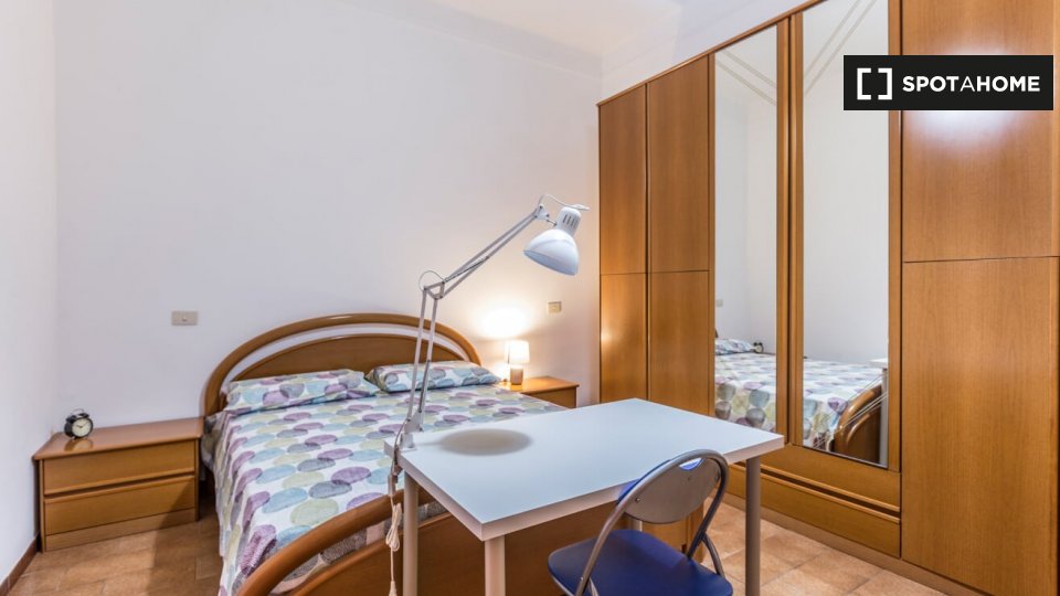 Immagine 4 di Camera condivisa in affitto  in Via Bambaglioli Graziolo a Bologna