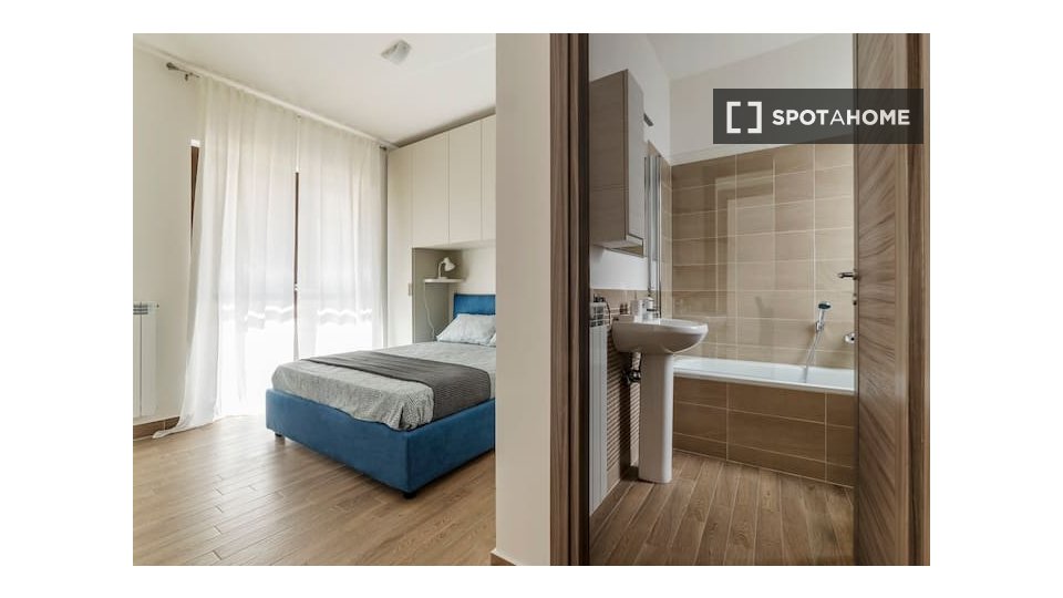 Immagine 15 di Appartamento in affitto  in Via Luigi de Marchi a Roma