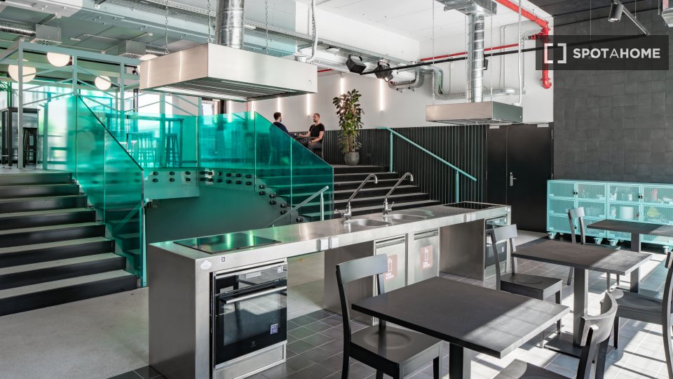 Immagine 8 di Camera condivisa in affitto  in Via Aristotile Fioravanti a Bologna