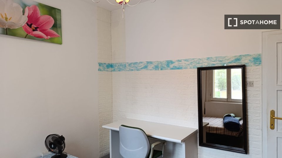 Immagine 4 di Camera condivisa in affitto  in Via Fratelli Boscardin a Padova