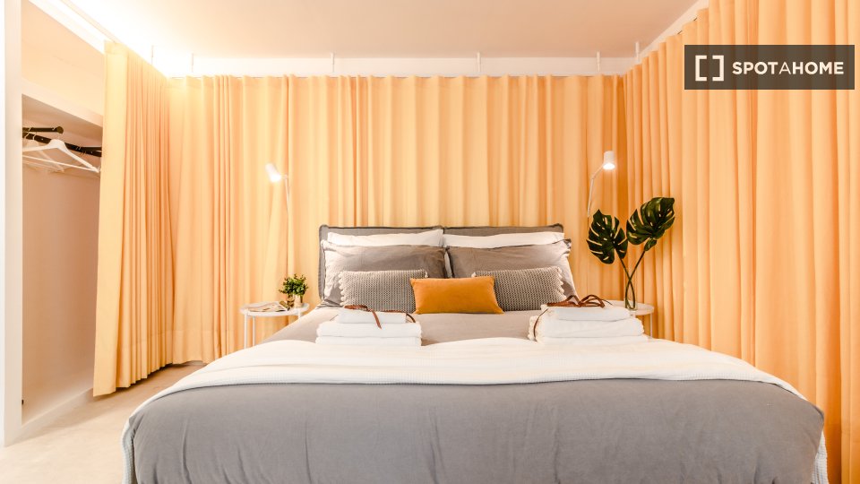 Immagine 14 di Ufficio in affitto  in Via Arienti a Bologna