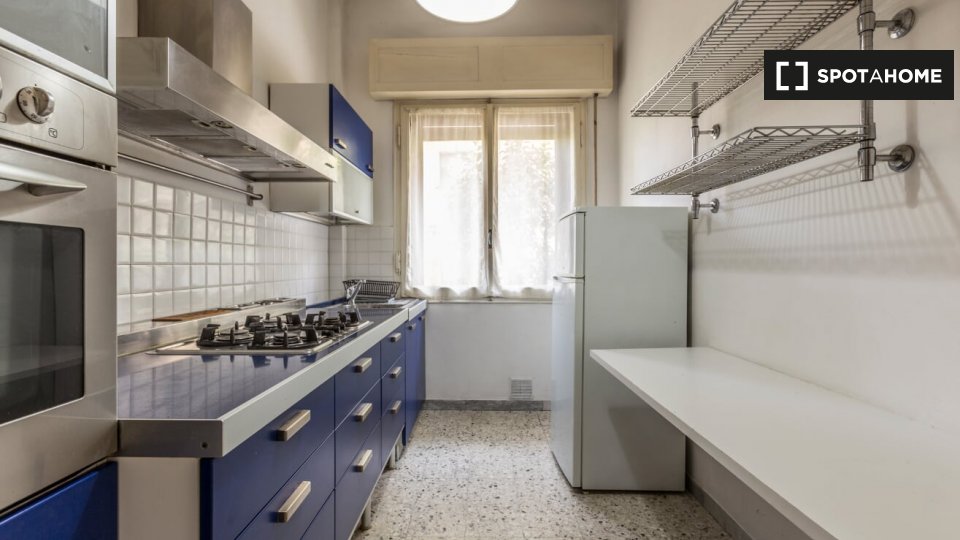 Immagine 6 di Camera condivisa in affitto  in Via Bambaglioli Graziolo a Bologna